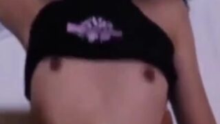คลิปหลุดทางบ้าน ดาว TikTok น้องขิม โดนผัวซอยหีครางลั่น อวดกลุ่มลับ