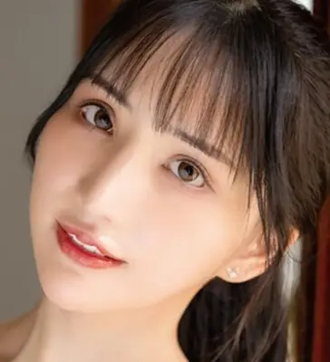 KAREN YUZURIHA